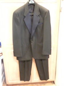 GERALD AUSTIN OF BOND STREET BRAND BLACK TUXEDO  MEN SIZE 42R JACKET 36/30 PANTS - Picture 1 of 4