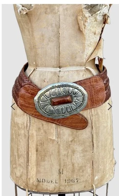 Cinturón marroquí vintage grande de cuero trenzado, metal plateado, madera Foto 1 de 4