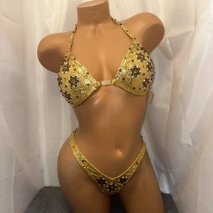 FIGURA de competición traje posando DORADO holograma 34DD taza pequeña parte inferior traje nuevo - Imagen 1 de 4