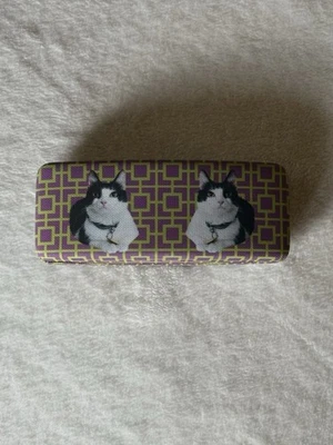 Lindo soporte para gafas de gato ASPCA Paws N Claws verde púrpura retro informal inspirado Foto 1 de 4