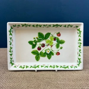 VINTAGE 1980 PORTMEIRION 'SUMMER STRAWBERRIES' RECTANGULAR TRAY PLATE DISH - Picture 1 of 4