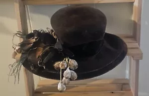 Vintage Women's Chocolate Brown Wool KOKIN NEW YORK Hat Trimmed in Velvet Petals - Picture 1 of 5