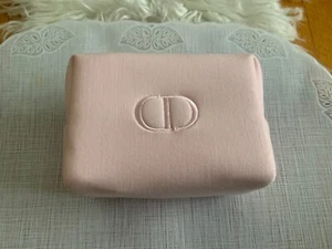 Dior CD Logo Beauty Cosmetic Makeup Pochette Pochette | Rosa | NUOVO - Foto 1 di 5