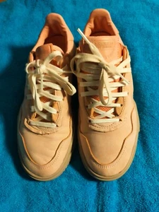 ADIDAS GIRLS BOYS DUSK PINK SUEDE TRAINERS SIZE UK 4. Lovely pre-loved condition - Picture 1 of 7