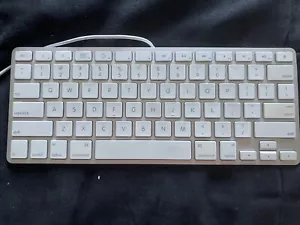 Apple A1242 Mini USB Keyboard - Picture 1 of 2
