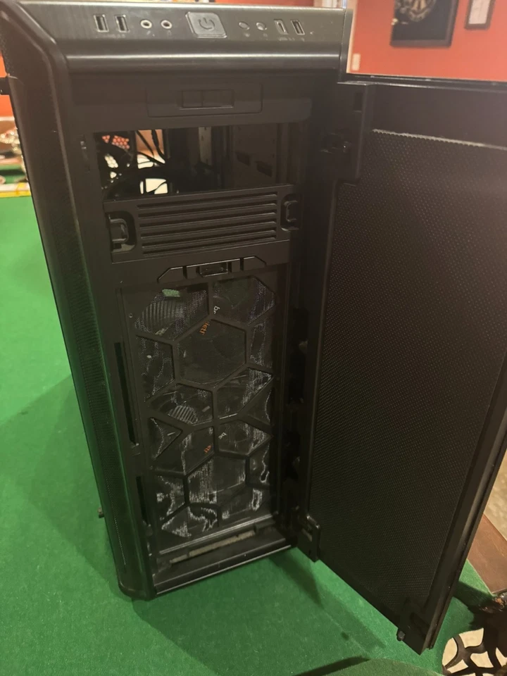 Be Quiet! Dark Base Pro 900 Full Tower Case – Black, Silent Wings 3 Fans, Modula - Image 1 of 4
