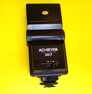 ACHIEVER 260T AUTO THYGISTOR CAMERA FILM PHOTO FLASH VINTAGE SHOE MOUNT GENUINE - Picture 1 of 6
