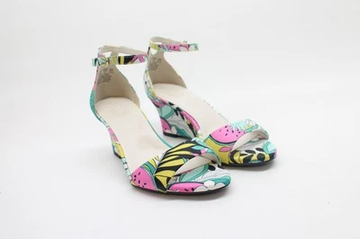 Sandalias de cuña Naturalizer Vera para mujer muestra de piso Foto 1 de 4