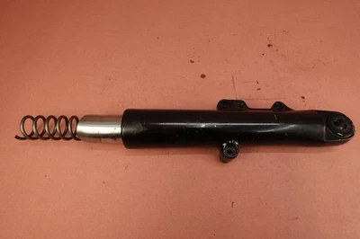 Pata de horquilla inferior izquierda Harley Davidson Road King Special 17-24 FLHRXS Foto 1 de 4