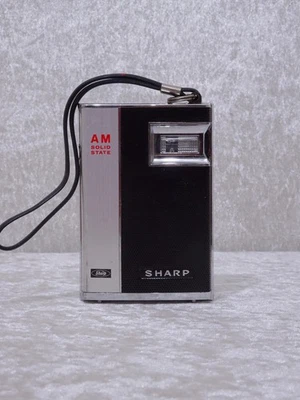 Transistor Radio Sharp AM Solid State BP-102A Japan - Vintage 1971 - Image 1 of 4
