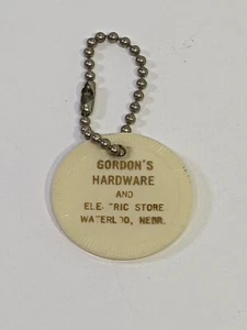 Poker Chip Keychain Waterloo Nebraska Gordon's Hardware And Electric Store 1.5" - Picture 1 of 4