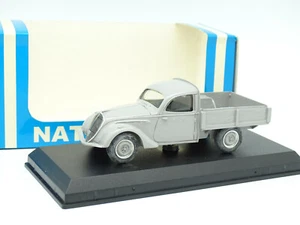 Starter N7 Resin 1/43 - Peugeot 202 Pick Up grau - Bild 1 von 2