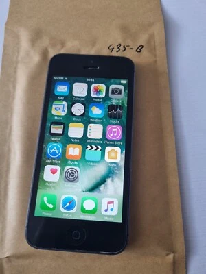 Apple iPhone 5 model A1429 Black 16GB GSM Smartphone Cleared Working - Image 1 of 3
