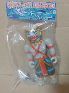 SUNGUTS Honpo Hanuman nero fumo Sofubi Wonder Festival 2025 estate WF F/S - Foto 1 di 1