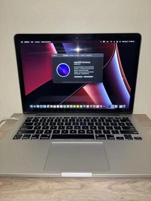 Apple MacBook Pro  - Image 1 of 4