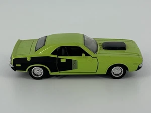New Ray 1970 Dodge Challenger Hemi Muscle Car Die Cast Lime Green 1:32 - Picture 1 of 11