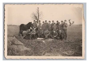 Soldatenportrait WWII Pilzernte Eisernes Kreuz Mann rasiert sich - Foto 1940er - Picture 1 of 2