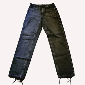 BDG Urban Outfitters Mom Jeans Womens Black W26 L32 Frayed Hem Denim - Picture 1 of 6