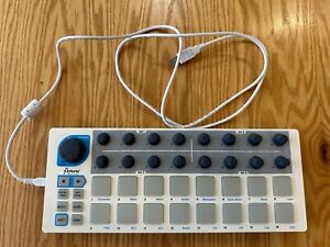 Arturia BeatStep USB / MIDI / CV Controller and Sequencer - Works Great! Clean