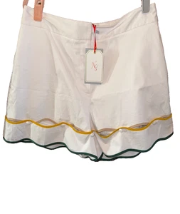 NWT Antonio Melani x The Nat Note Zoe Collection white Scalloped Shorts size 10 - Picture 1 of 4