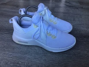 Nike Womens Air Max Bella TR 5 Size 9.5 DD9285-100 White Running Shoes Sneakers - Picture 1 of 12