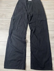 Pull And Bear Women’s Wide Leg Black Cargo Pants Size UK 8 - Picture 1 of 4