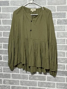 Tunic Top Listicle Women’s Small Green Long Sleeve Blouse Flowy - Picture 1 of 7