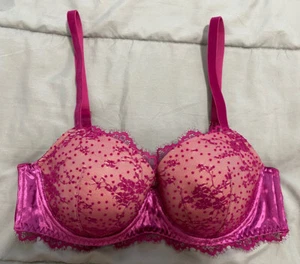 Victoria's Secret 36C Dream Angels Demi Velvet Flocked Dot Lace Bra Fuchsia EUC - Picture 1 of 7