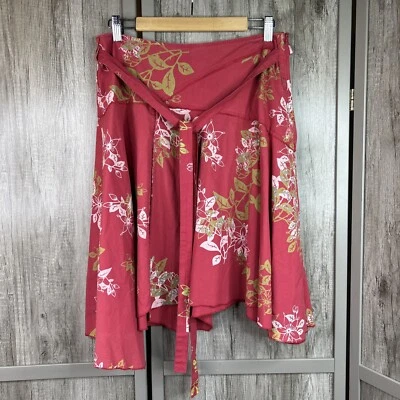 Falda Da-Nang Mediana Arte para Usar Dobladillo Asimétrico Hasta la Rodilla Floral Color Rojo Foto 1 de 4