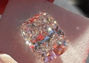 2 Carat Brilliant cushion lab diamond GORGEOUS - Picture 1 of 8