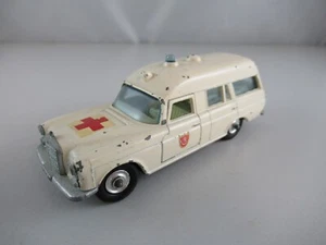Matchbox Lesney Kingsize K6 Mercedes Benz Binz Ambulance - Picture 1 of 6