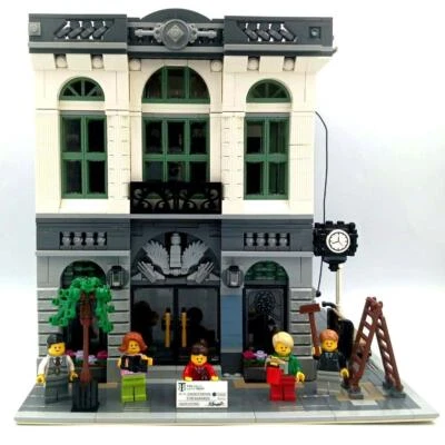 LEGO Creator Expert Modular Buildings Brick Bank 10251 In 2016 Used Retired - Image 1 of 4
