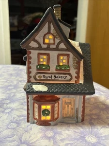 DEPT 56 Royal Bakery Christmas Light Up House Retired Rare New Condition - Bild 1 von 22
