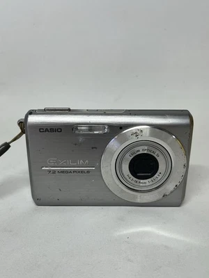 UNTESTED Casio Exilim EX-Z75 Silver 7.2MP 3x Optical Zoom Digital Camera Flash - Image 1 of 4
