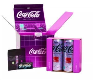 EN MANO Coca-Cola Zero Sugar Byte Edición Limitada Caja Especial 2pk Listo para usar - Imagen 1 de 1
