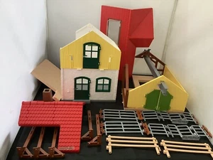 Schleich World Large Farm House 42407 Incomplete - Picture 1 of 12