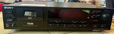 Sony DTC-690     DAT - Digital Audio Tape / Recorder - Ungeprüft - Bild 1 von 2