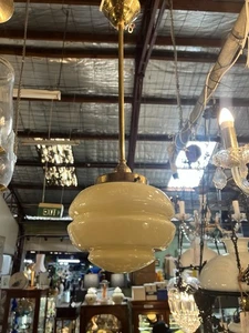 Large Art Deco Skyscraper Glass Shade - Picture 1 of 7