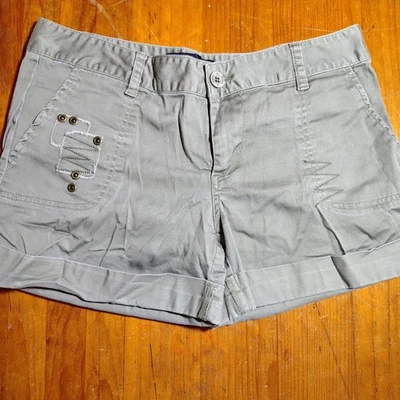 Abbey Dawn by Avril Lavigne Olive Green Cuffed Shorts Women's Size 3 - Image 1 of 4