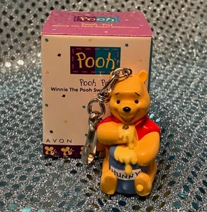 Disney Winnie the Pooh Keychain - Zipper Pull - AVON Pooh Pal - Picture 1 of 1
