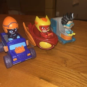 PJ Masks Wheelie Race Cars Owelette Romeo Night Ninja plastic Lot Of 3 - Picture 1 of 6