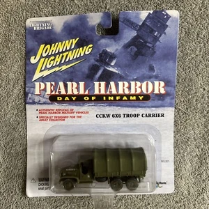 Johnny Lightning 1:64 scale CCKW 6x6 Troop Carrier Pearl Harbor, Item# 305-03 - Picture 1 of 4