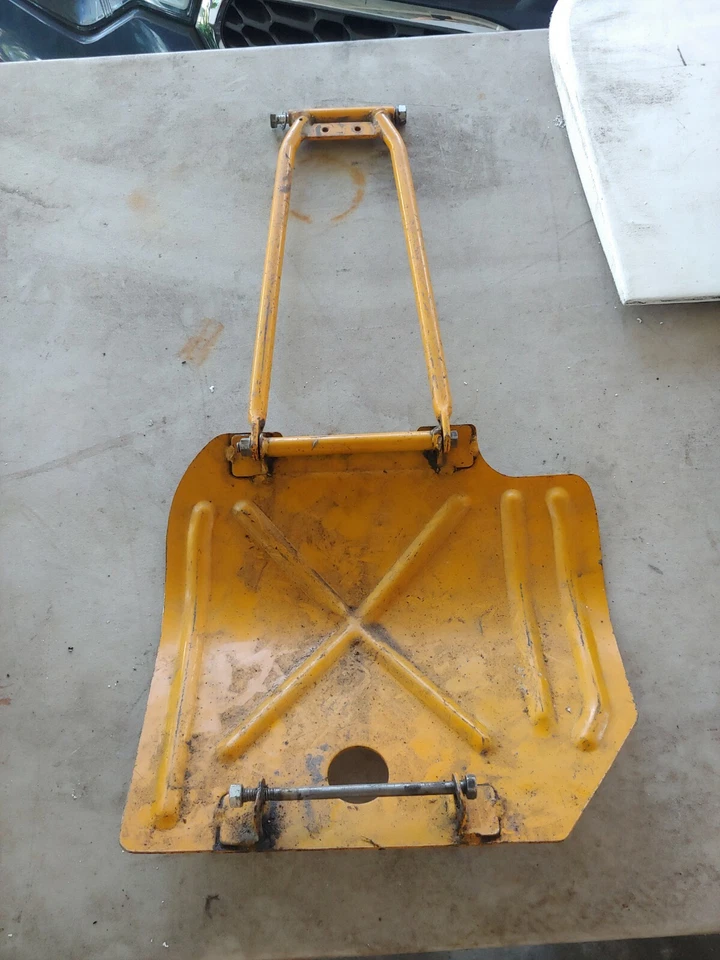 Suzuki Tc120 Tc 120 Trailcat Trail Cat Bash 1970 placa de deslizamiento OEM amarillo difícil de encontrar Foto 1 de 4