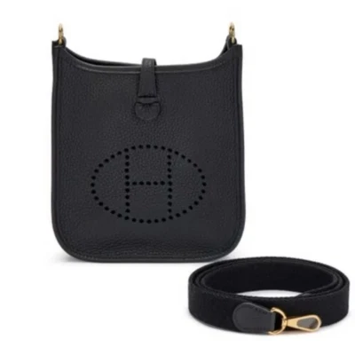 Nuevo en caja Hermes Negro Mini Evelyne II TPM 16 Bolso Taurillon Clemence Oro Herrajes Foto 1 de 4