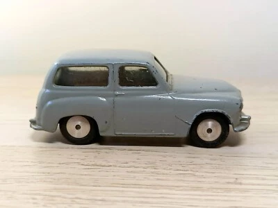 Corgi 206M Hillman Husky in grey *with original box* - Image 1 of 4