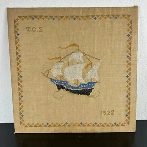 Vintage Kreuzstich großes Segelschiff 1928 - 15x15" quadratisch - an Bord geklebt - einige Gebrauchsspuren - Bild 1 von 5