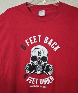 Gas Mask Graphic Tee With 6ft  Back or 6ft Under Sz Large Red Novelty T Shirt - Picture 1 of 6