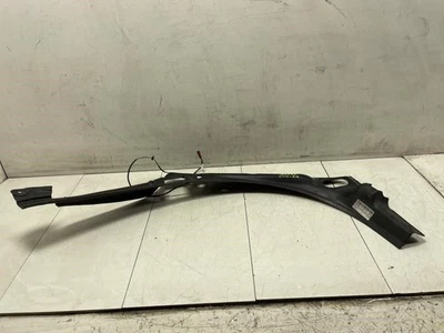 2010 MERCEDES GL350 REAR RIGHT PASSENGER SIDE TRUNK LID D PILLAR COVER GUARD OEM Foto 1 de 4