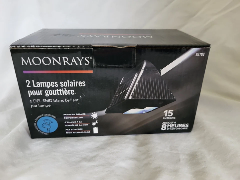 Fusion Moonrays Solar Eavestrough Lights (2-pack) - Image 1 of 4