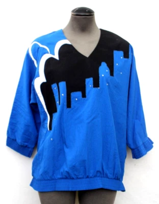 Camiseta Feminina Vintage Anos 1980 - 1990 Preta/Azul City Scape Retro Mod Casual Top - Imagem 1 de 3